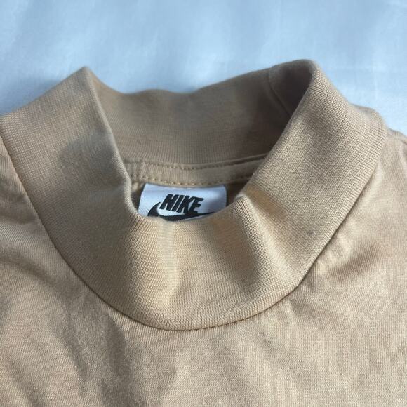 Womans Nike Cropped short sleeve mock neck t shirt size small-Pre owned - Picture 7 of 7